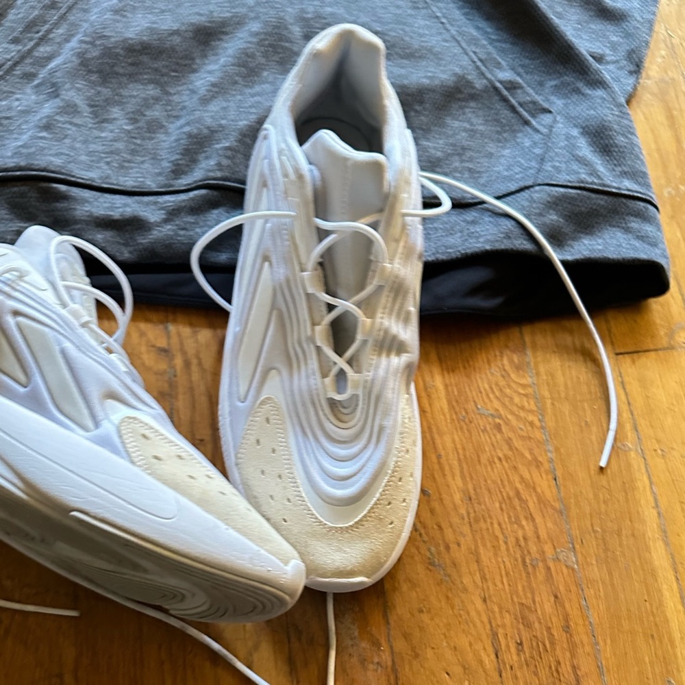 Adidas Bundle..sneak and hoodie